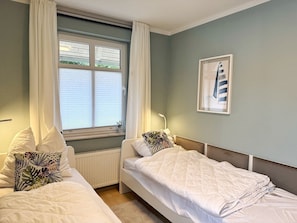 2 bedrooms, iron/ironing board, WiFi, bed sheets - Hafenhäuser Breege - Whg. 10 Boddenpfoten - Hafenhäuser Breege - Whg.10 (Breege)