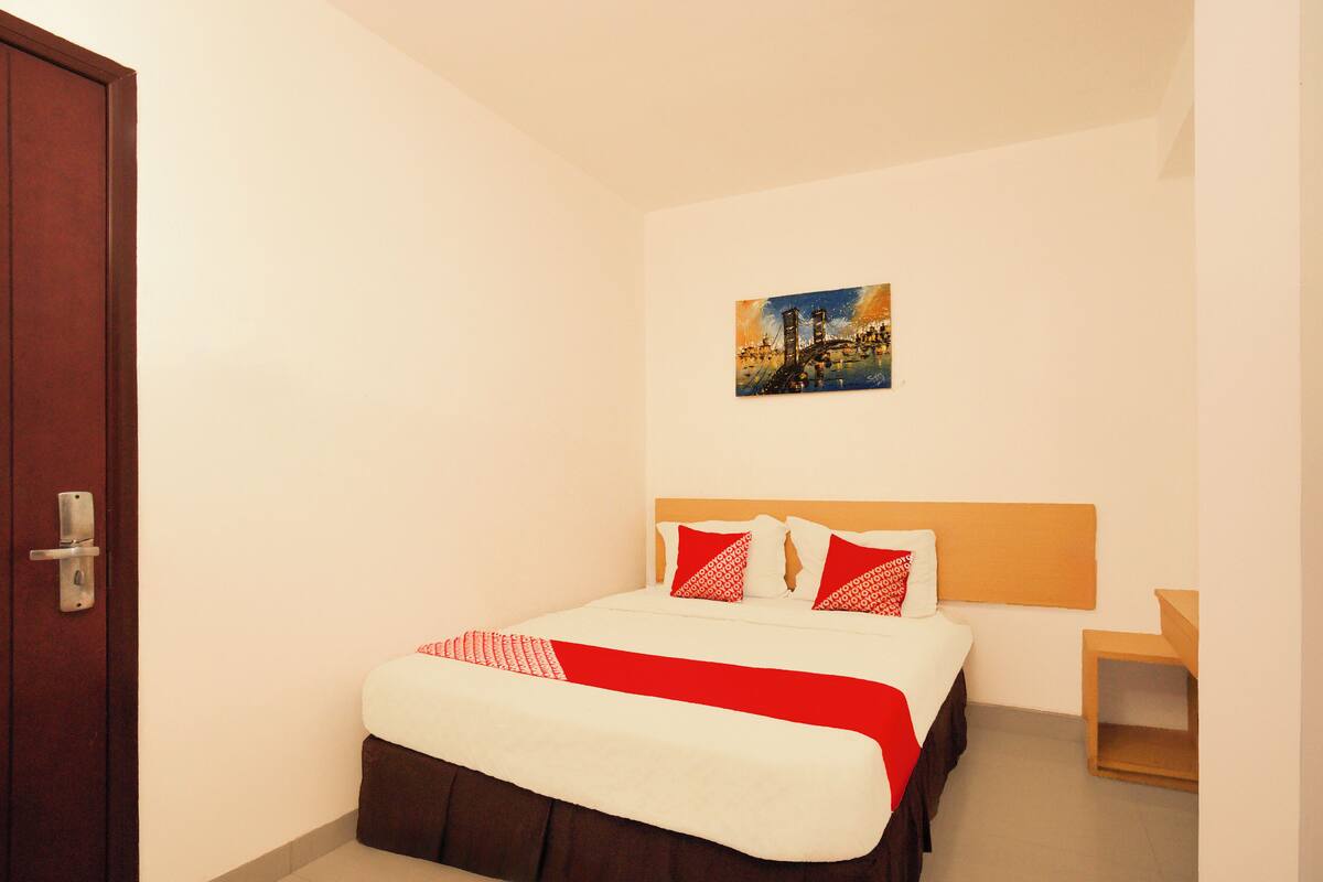 Standard Double Room | Bed sheets