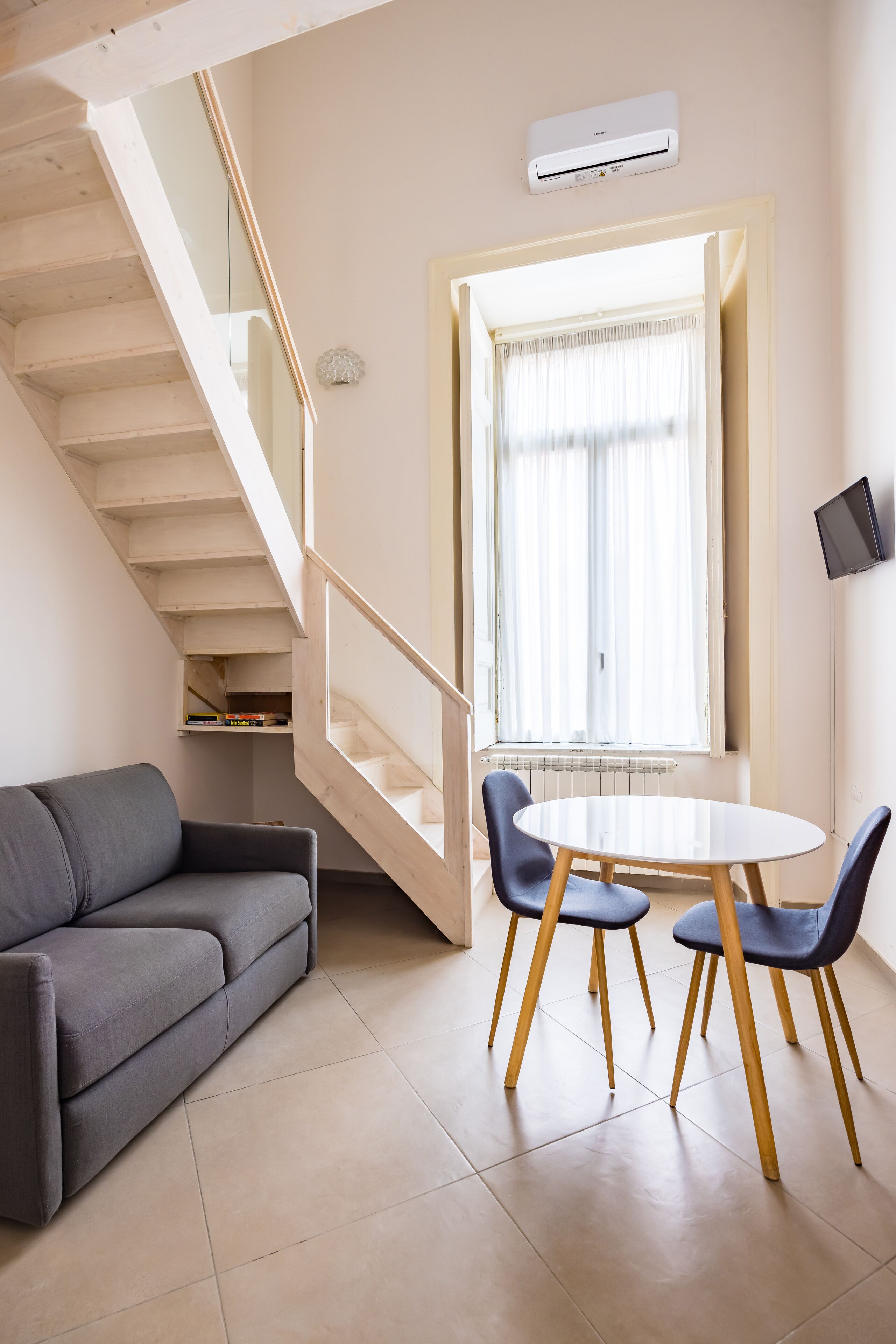 Camera 3 | Wohnbereich