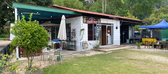 Capital O 91189 Chalet Asyuk Maju