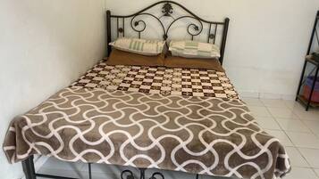 Deluxe Suite | Free WiFi, bed sheets