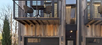 Pursuit - Trailhead Mews - Optional BlakeSt Access