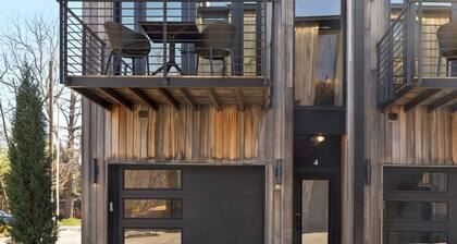Pursuit - Trailhead Mews - Optional BlakeSt Access