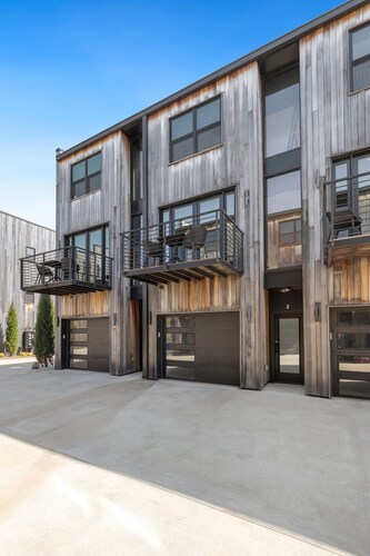 Ridge - Trailhead Mews - Optional BlakeSt Access