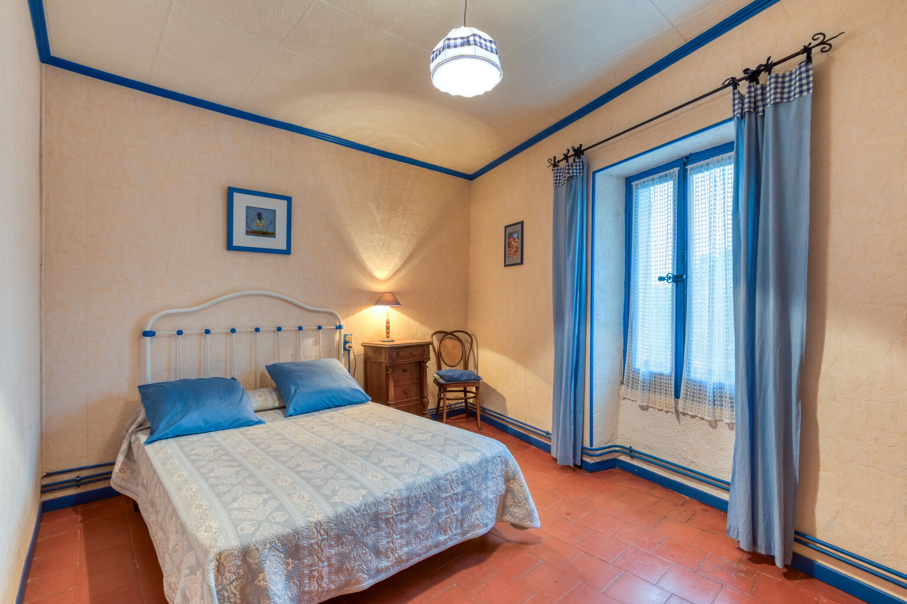 3 Schlafzimmer, Bügeleisen/Bügelbrett, Bettwäsche