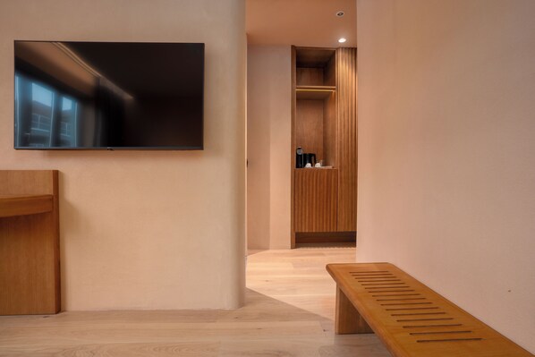 Frigobar, individualmente decorados, individualmente mobiliados