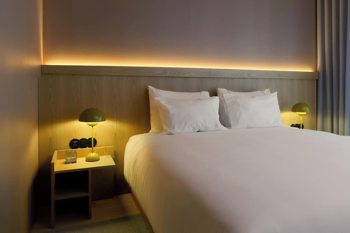 Standardzimmer | Minibar, kostenlose Babybetten, kostenloses WLAN, Bettwäsche