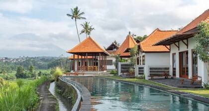 Tumbu Retreat