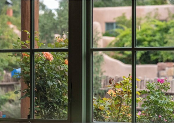 Interior - Gorgeous property in country like setting. Renovated historic adobe. Beautiful garden views. Central location on Santa Fe's coveted Historic East Side. Minimum 30 night stay. Welcome! (Santa Fe)