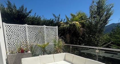 Villa im grünen mit Seeblick - Erholung 10 min. von der Stadt entfernt!