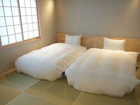 Japanese-style House | In-room safe, iron/ironing board, free WiFi, bed sheets. Kyomachiya SEN Gojo-Ikkanmachi ANNEX