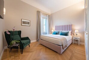 Fer et planche à repasser, draps fournis
