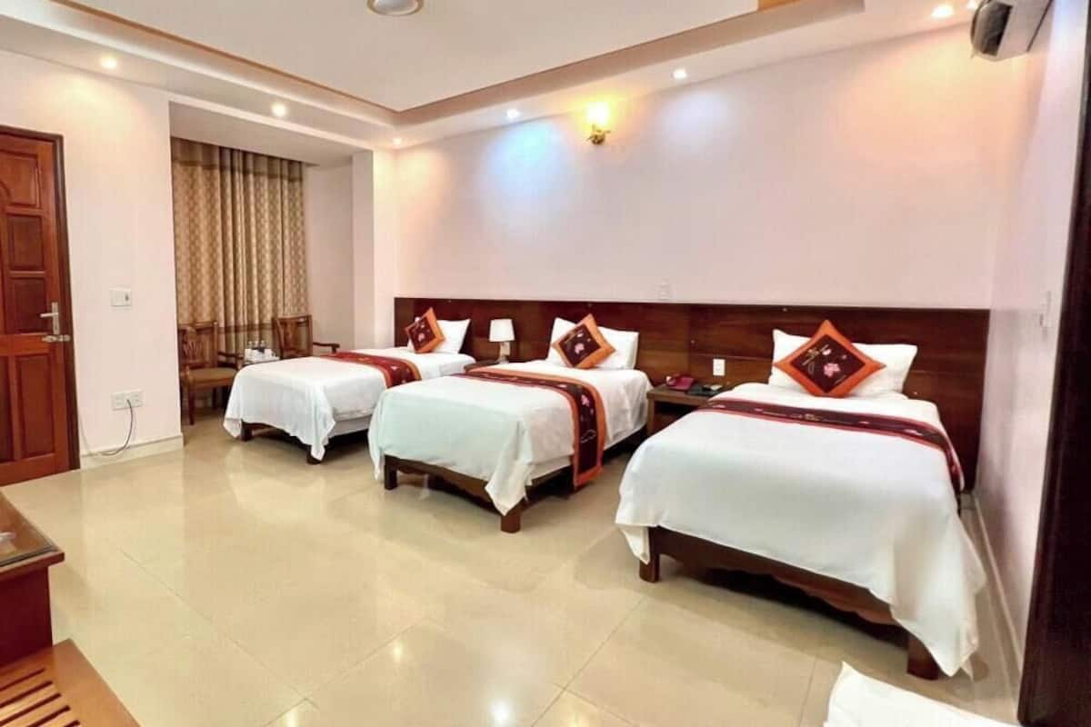 ห้องพาโนรามิกทริปเปิล | มินิบาร์, โต๊ะทำงาน, Wi-Fi ฟรี, ผ้าปูที่นอน