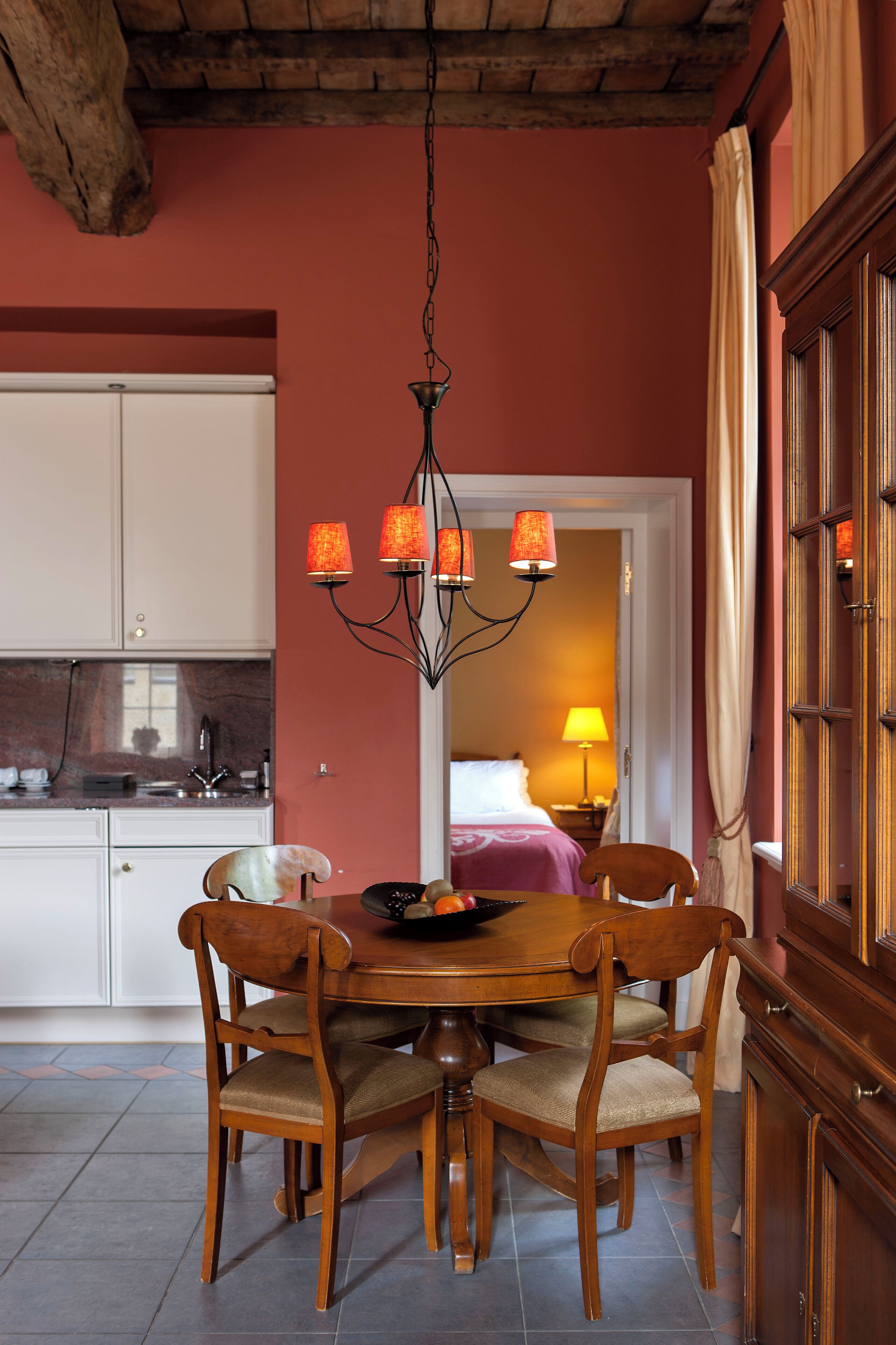 Residentie met één slaapkamer en terras | Privékeuken | Een koffiezetapparaat/waterkoker, een kinderstoel