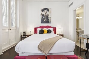 2 slaapkamers, een strijkplank/strijkijzer, wifi, beddengoed