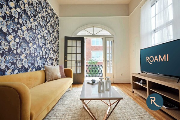 TV, offices - Roami at The Mandeville | 2 Units Combo (New Orleans)