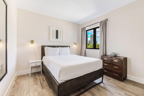 2 chambres, lit de bébé portatif, Wi-Fi, literie fournie