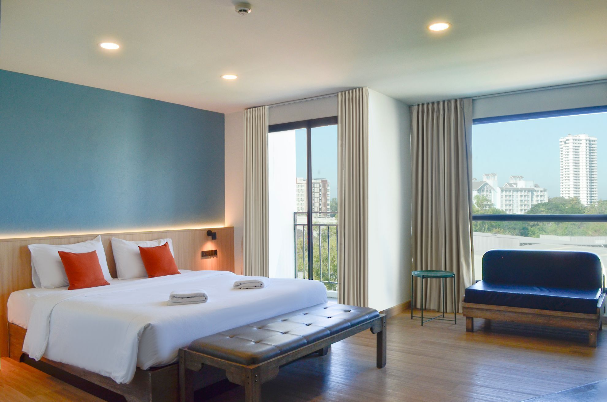 Superior Double Room | In-room safe, desk, blackout drapes, free WiFi