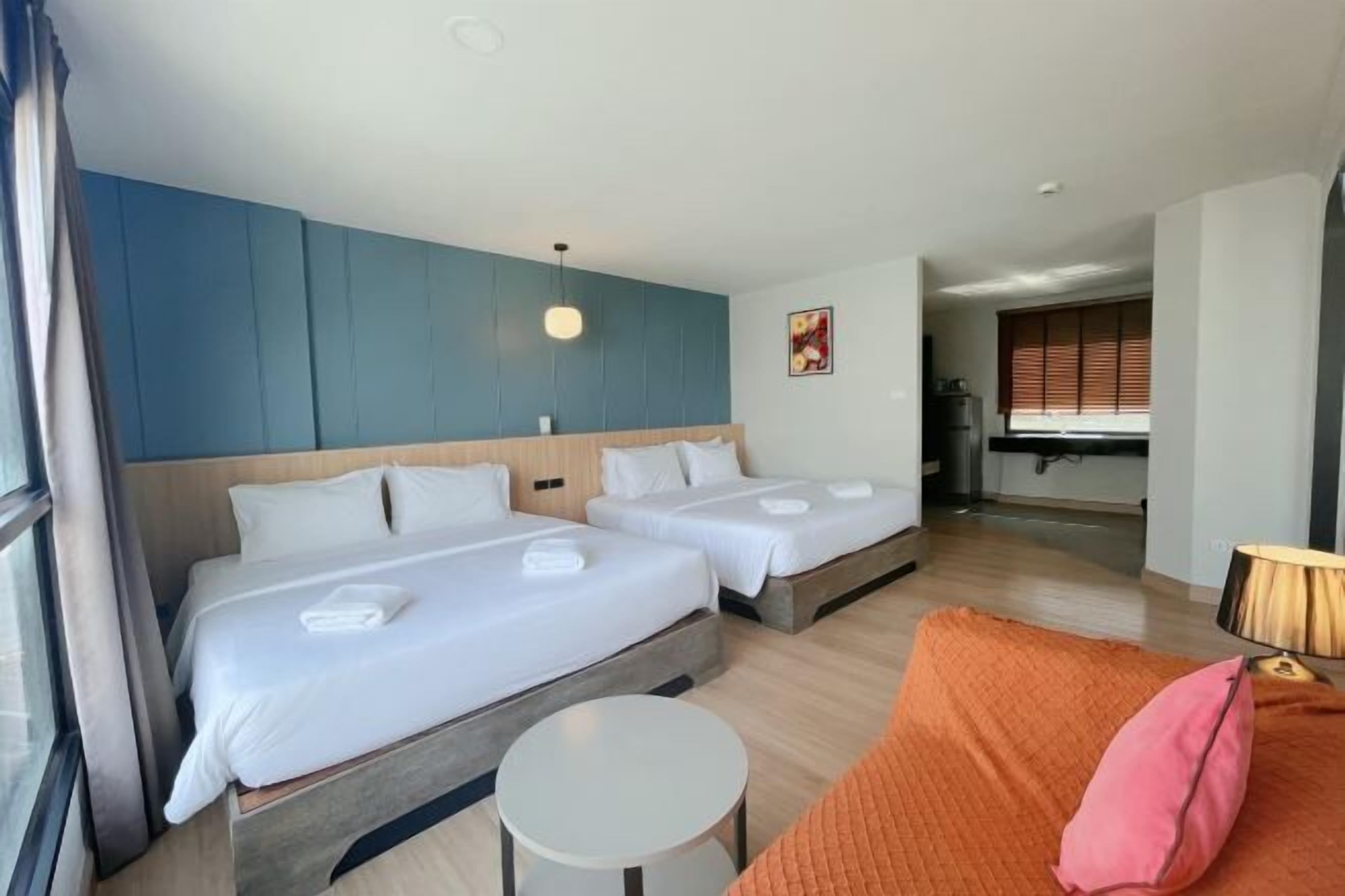 Coffres-forts dans les chambres, bureau, rideaux occultants