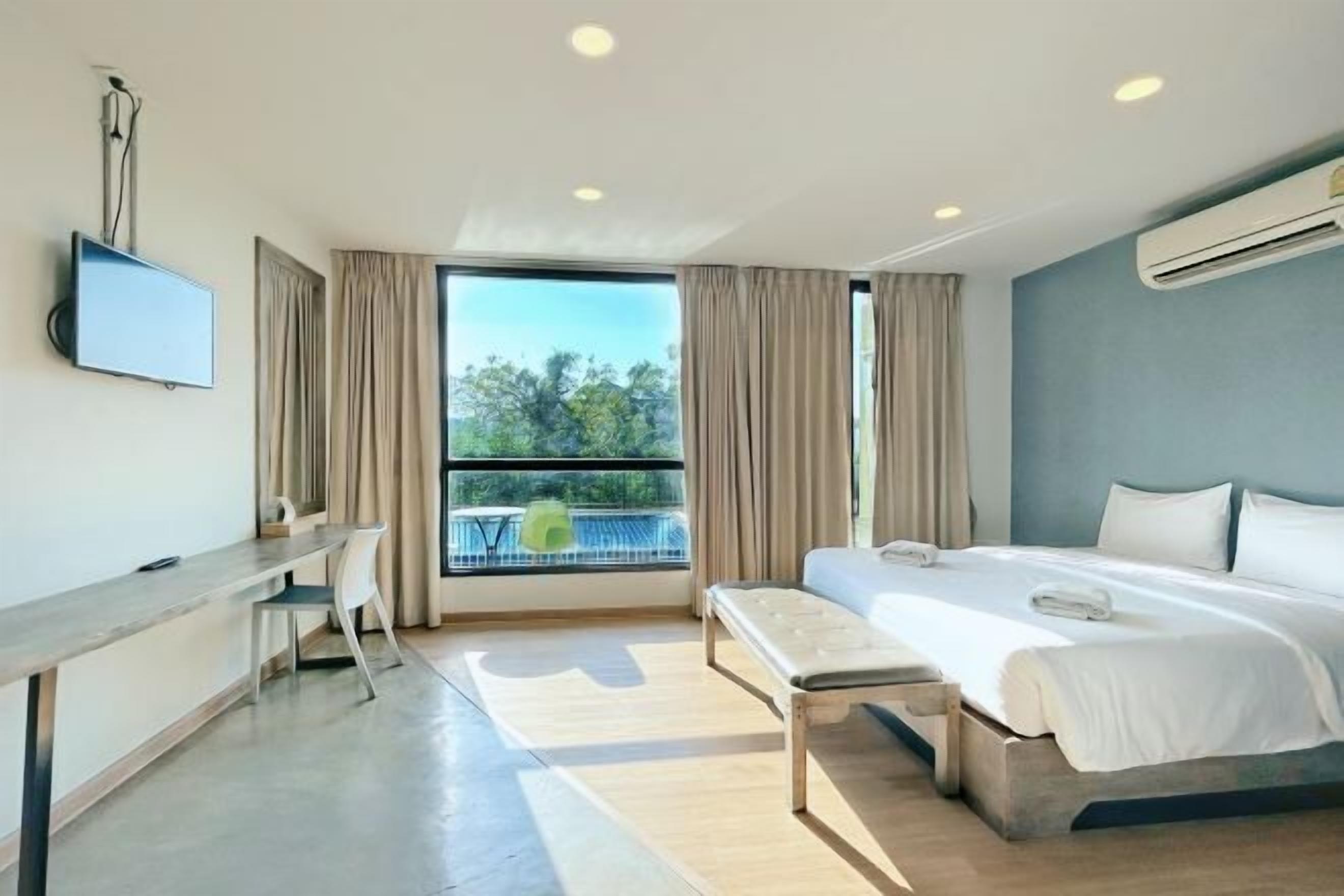 Coffres-forts dans les chambres, bureau, rideaux occultants