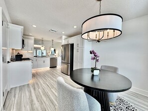 Dining - Las Palmas - New 3/2 w/ Golf Cart in The Village of Waters Edge (Waters Edge, The Villages)