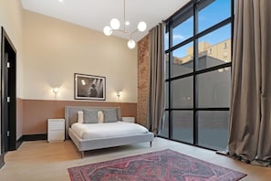 5 habitaciones, wifi y ropa de cama