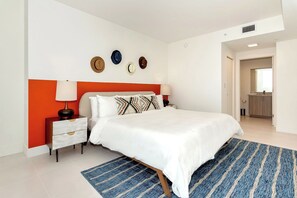 3 makuuhuonetta, silitysrauta/-lauta, Wi-Fi, vuodevaatteet