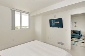 3 bedrooms, iron/ironing board, WiFi