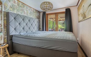 2 bedrooms, free WiFi