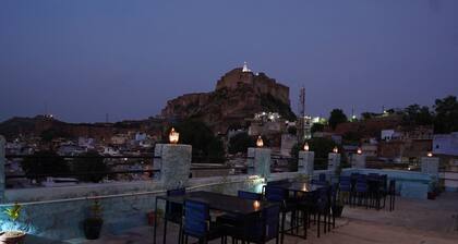 Shikhar Niwas Boutique Haveli
