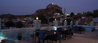 Shikhar Niwas Boutique Haveli