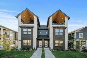 Exterior - 2 Miles from Broadway Rooftop Lounge! (Nashville)