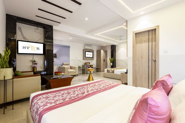 Family Room | Free WiFi