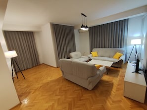Fernseher