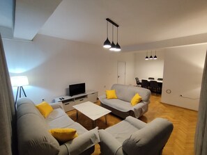 Fernseher