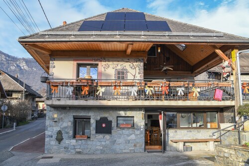 Le chat de la Martine - clim parking wifi - clg savoie