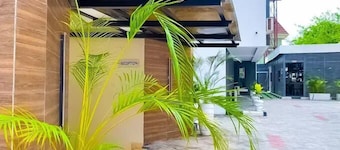 金字塔清真公寓