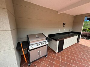Apartment, 1 Bedroom, Balcony | Bahagian dalam