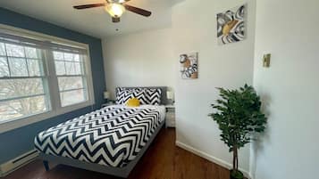 1 bedroom, iron/ironing board, free WiFi, bed sheets