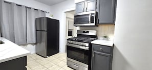 Refrigerador, microondas, horno, lavavajillas
