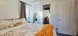 3 chambres, fer et planche à repasser, Wi-Fi gratuit, draps fournis