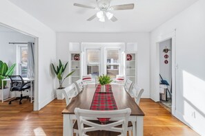 Dining - Breezy Lakewood Getaway – 3BR Comfort (Lakewood)