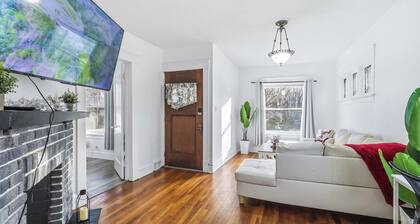 Breezy Lakewood Getaway – 3BR Comfort