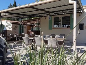 Restauration extérieure