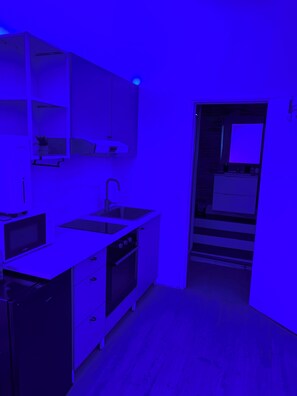 Microwave, oven, stovetop, paper towels