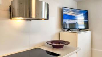 Ofen, GeschirrspĂŒler, Hochstuhl