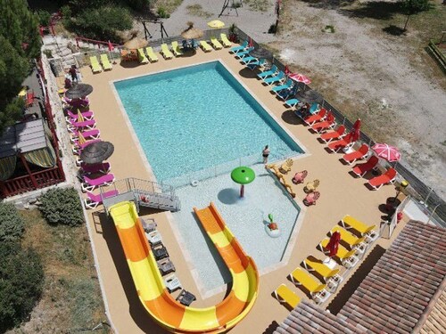 Chalet confortable avec terrasse pour 2 personnes