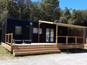 Exterior - Luxury Mobile Home with Terrace (Saint-Maime)