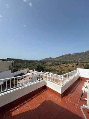 Villa - 4 soveværelser - ryger - privat pool | Terrasse/gårdhave