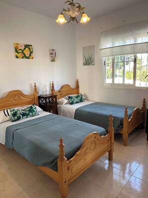 Villa, 4 Bedrooms, Smoking, Private Pool